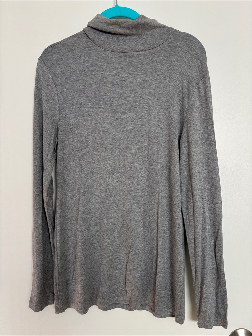 Philosophy Soft Gray Long-Sleeve Turtleneck Top